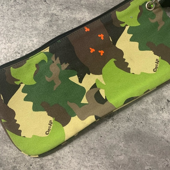 Oscar the grouch camo style wristlet NWOT HTF - Picture 7 of 8